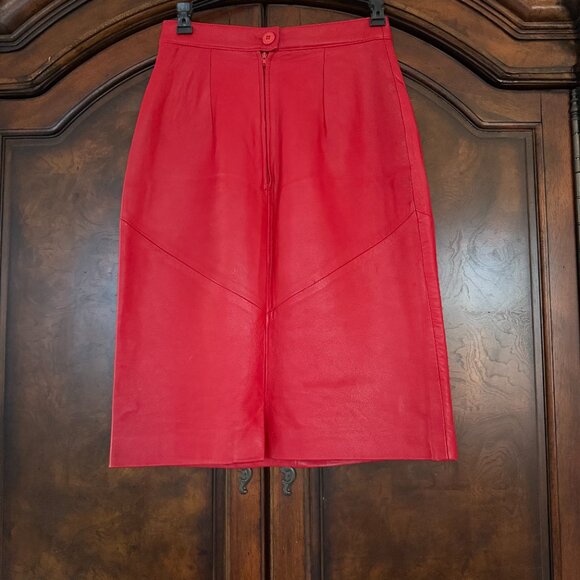 Firenze Santa Barbara Leather Pencil Skirt - Red, approx size 4 - Picture 3 of 8